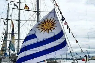 Embarcacion en puerto de uruguay