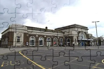 Margate  'art-deco ' Station jigsaw puzzle