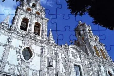 Templo en la Ciudad de Puebla, MÃ©xico. jigsaw puzzle