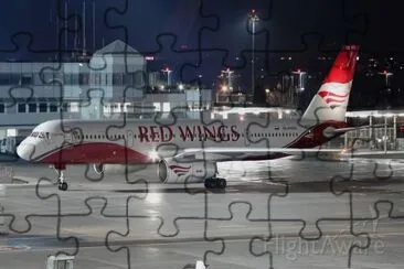 Red Wings Airlines Tupolev Tu-214 Rusia