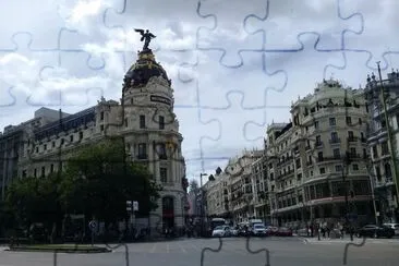 LA GRAN VIA, MADRID jigsaw puzzle