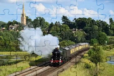 Train at Kings Sutton, England jigsaw puzzle