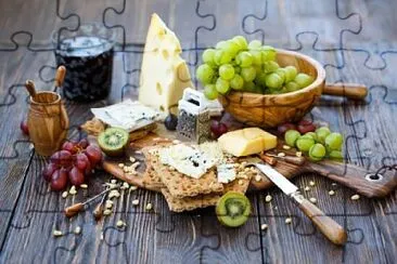 פאזל של grapes and cheese