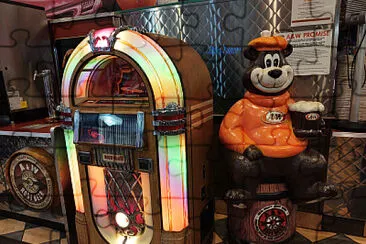 A W Rootbeer Bear   Jukebox