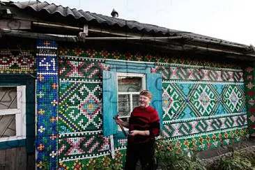 House made of Recycled Bottlecaps