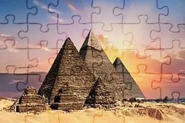 Pyramides jigsaw puzzle