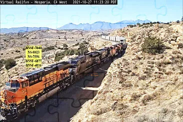 BNSF-7044, NS-8023, NS-7556, BNSF-6877, BNSF-4116 at Hesperia,CA/USA