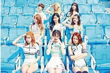 3. Cheer UP Twice